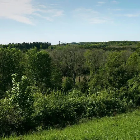 Dom wakacyjny Rural Oasis In Scenic Surroundings *