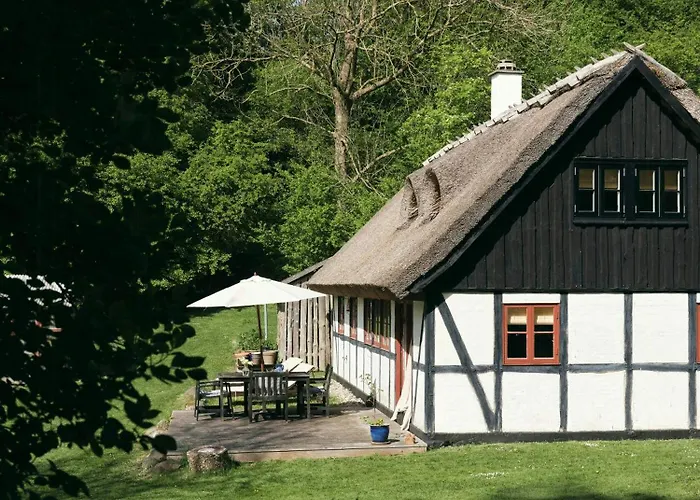 Rural Oasis In Scenic Surroundings